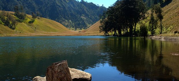 danau ranu kumbolo